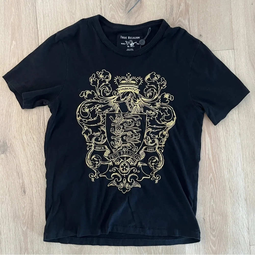 True religion black gold embroidered T-Shirt SZ M *D23